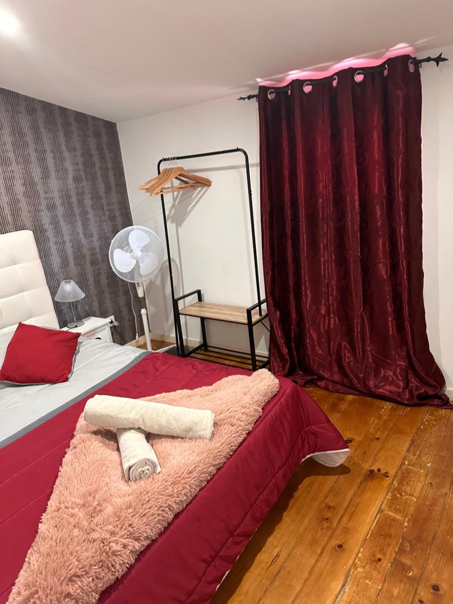 Al Pitoes Hotell OOporto Exteriör bild